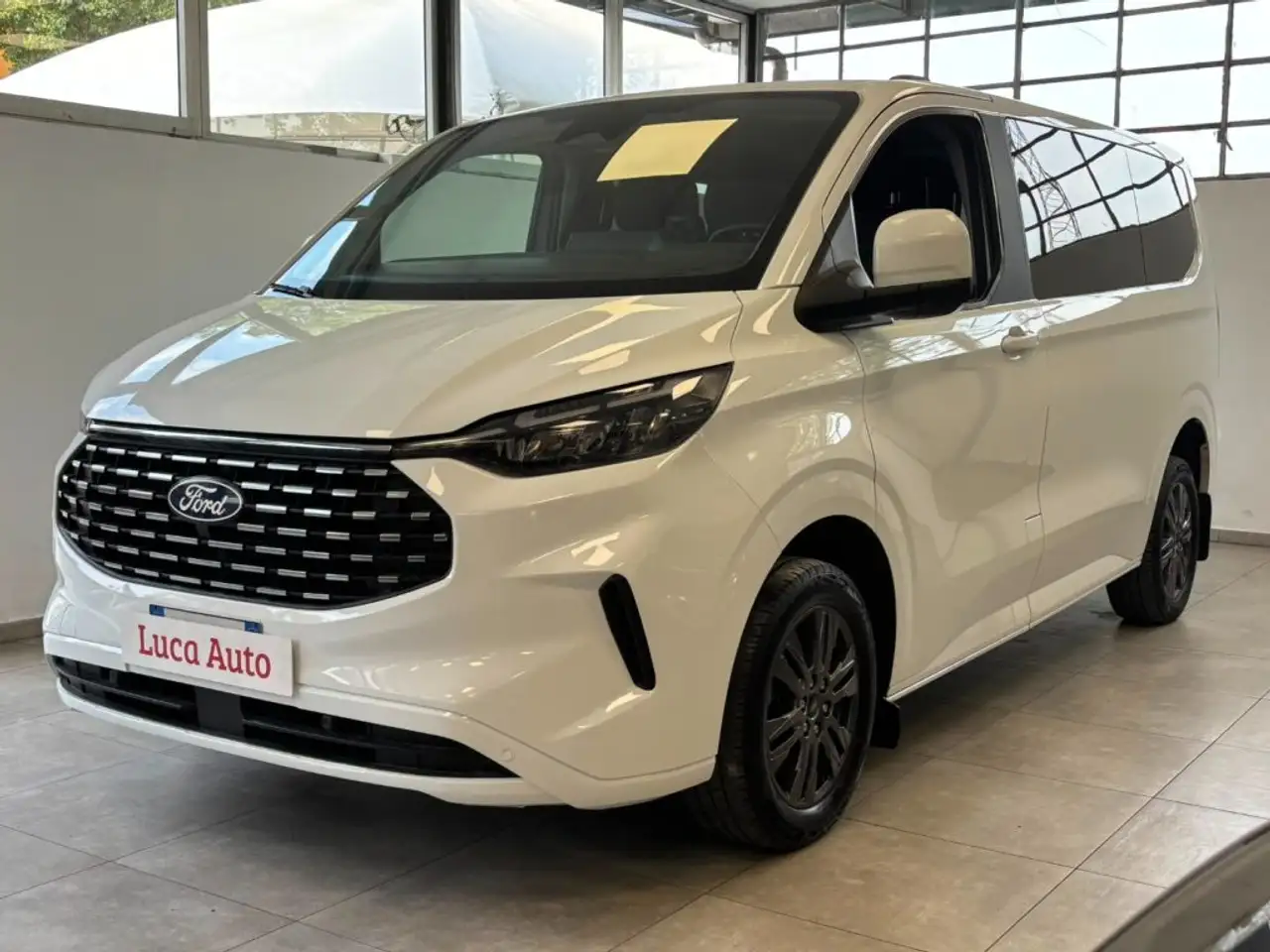 Ford Tourneo Custom 320 2.0 150CV PC Titanium *9 POSTI*M1 AUTOVETTURA* — photo 1 of 15