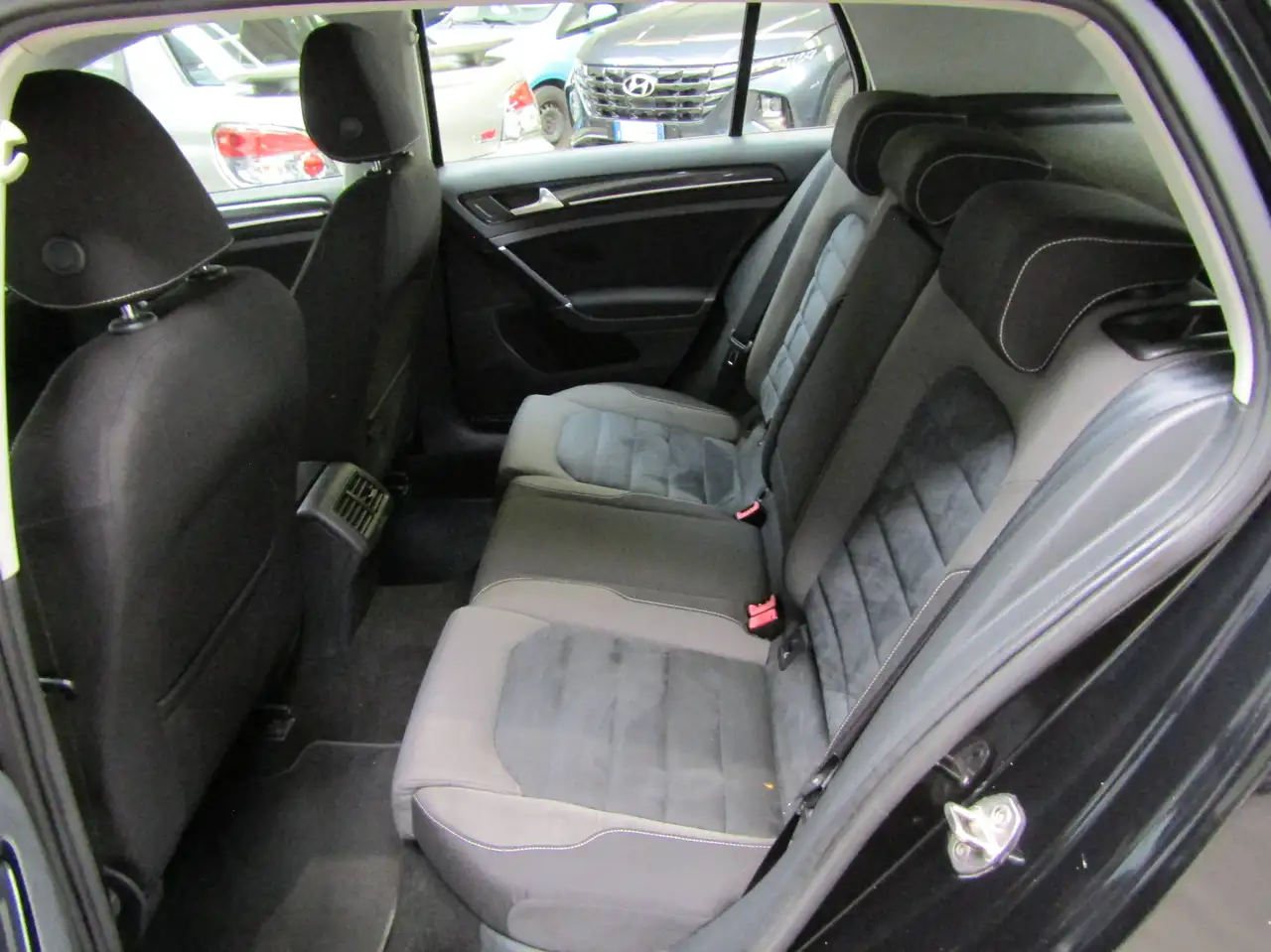 2015 Volkswagen Golf Golf VII 7 1.6 TDi Highline Manuale * 207.000 KM REALI *, photograph 9