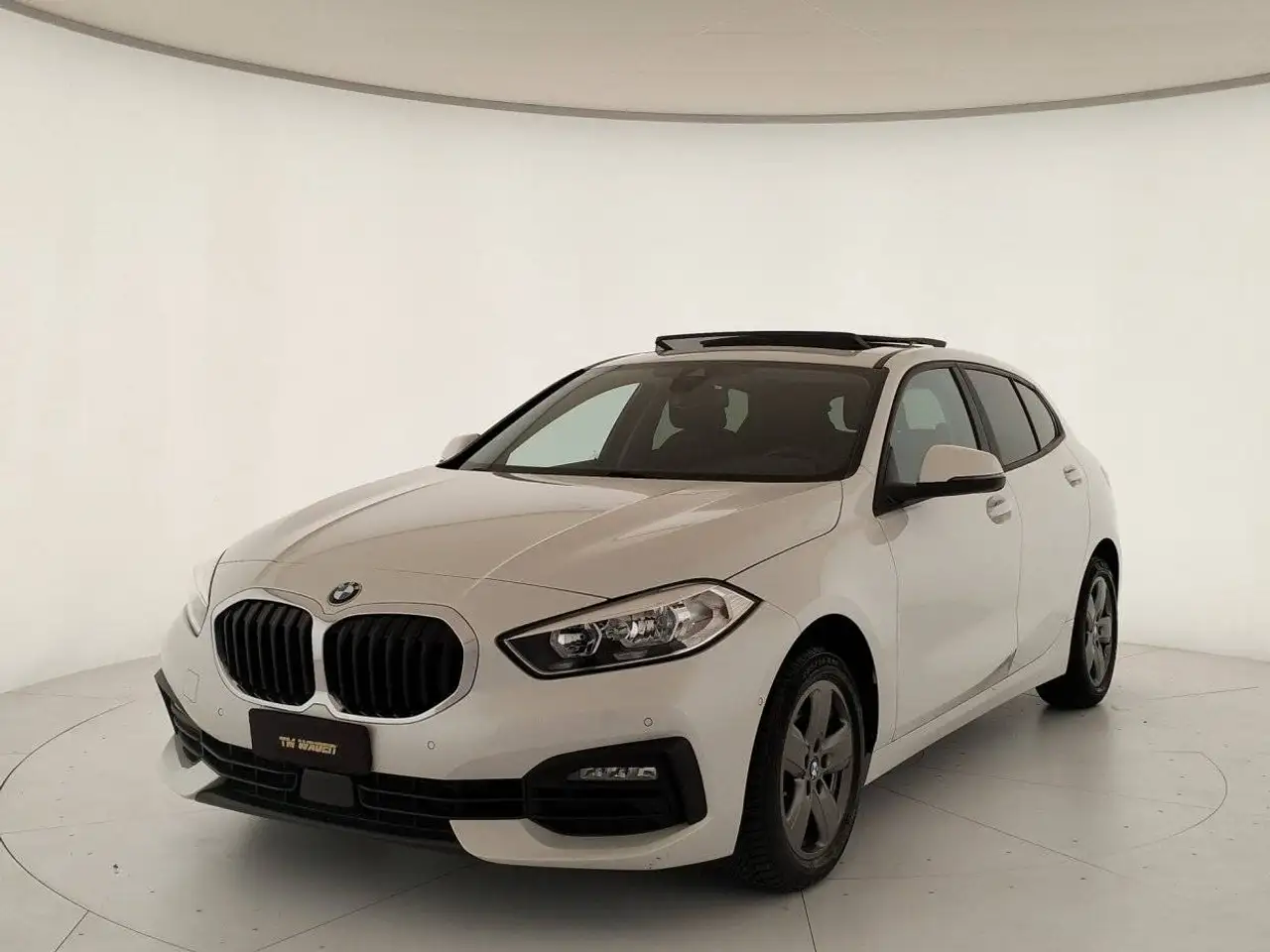 BMW 118 d Business Advantage auto -TETTO APRIBILE - IVA ESPOSTA — photo 1 of 29