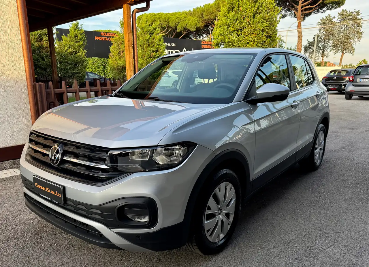 Volkswagen T-Cross Urban ** POSS.PACK MEDIA ** VED.NOTE — photo 1 of 11