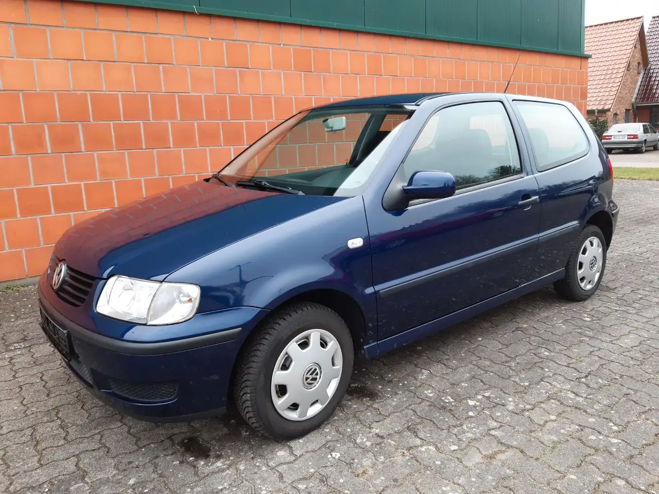 Volkswagen Polo 1,0 erst 53000 Km. - Liebhaberzustand — photo 1 of 14