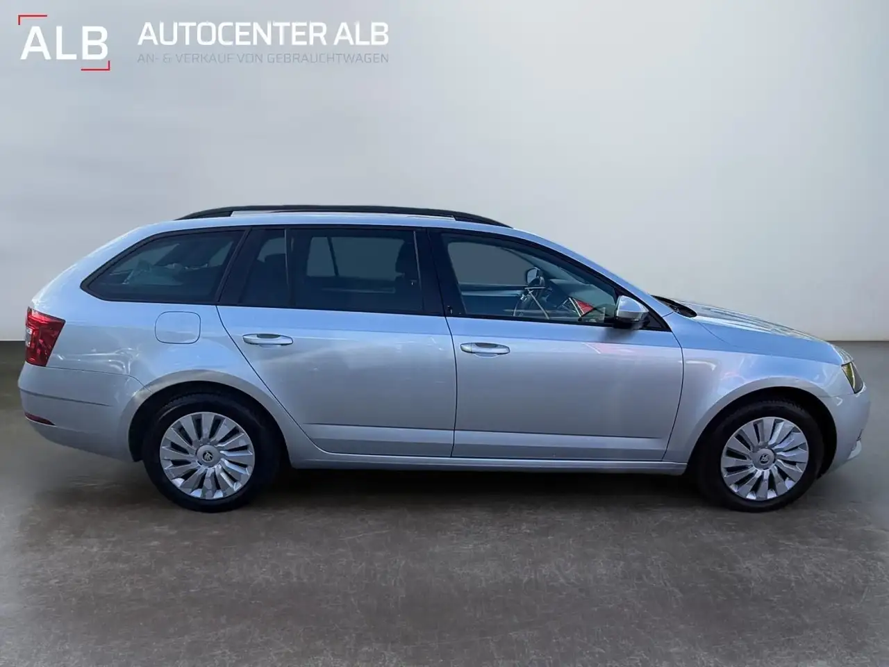 2019 Skoda Octavia Combi Ambition TDI/AUTOMATIK/NAVI/2.HAND, photograph 6