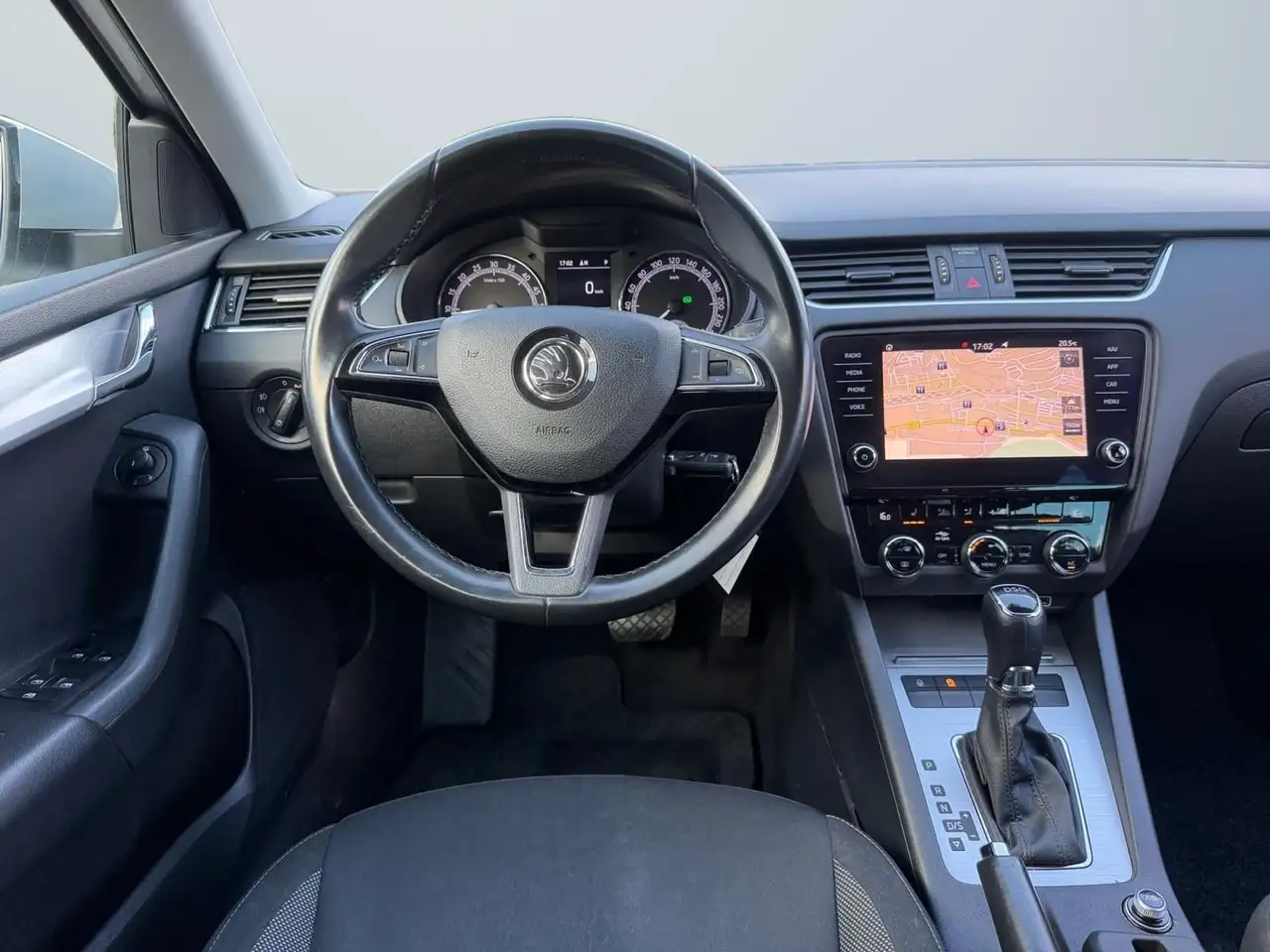 2019 Skoda Octavia Combi Ambition TDI/AUTOMATIK/NAVI/2.HAND, photograph 12