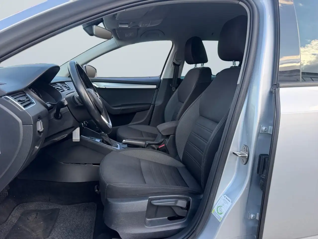 2019 Skoda Octavia Combi Ambition TDI/AUTOMATIK/NAVI/2.HAND, photograph 11