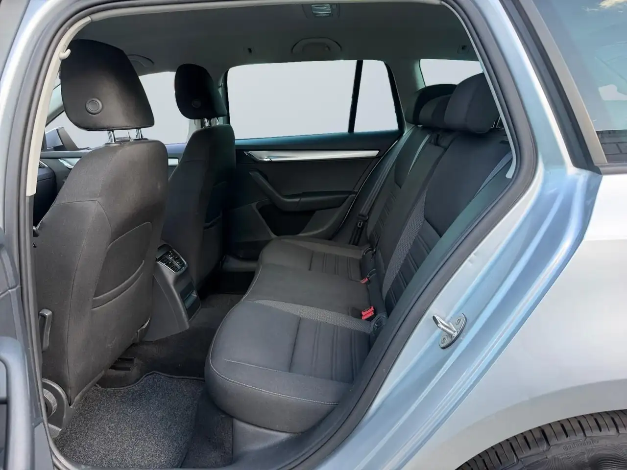 2019 Skoda Octavia Combi Ambition TDI/AUTOMATIK/NAVI/2.HAND, photograph 9
