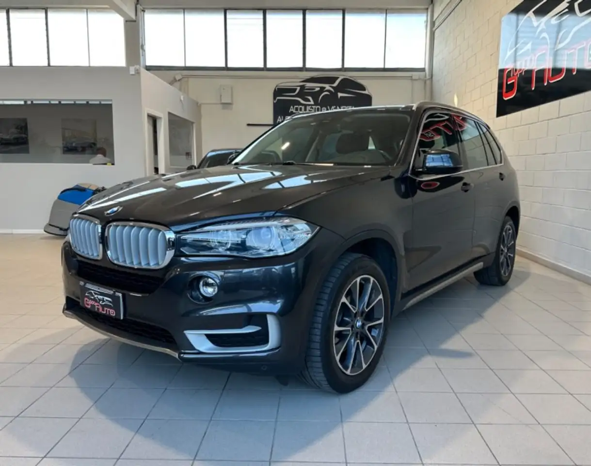 BMW X5 xDrive40d Luxury *7 POSTI*TAGLIANDI BMW* — photo 1 of 15