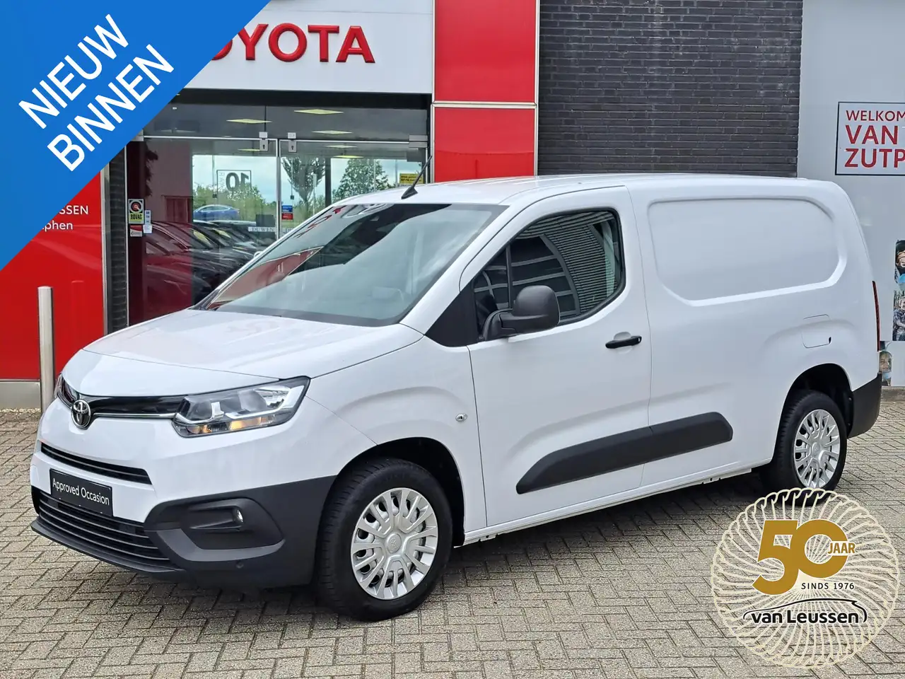 Toyota Proace City 1.5 D-4D COOL L2 3-PERS AIRCO CRUISE BETIMMERD P-S — photo 1 of 18