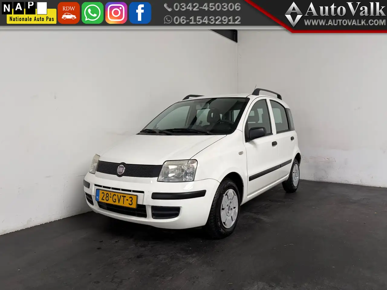 Fiat Panda 1.1 Actual — photo 1 of 16