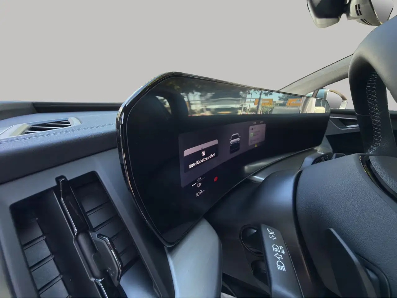 2027 Audi Q4 e-tron Q4 SB e-tron perform. S line Matrix AHK 360°, photograph 11