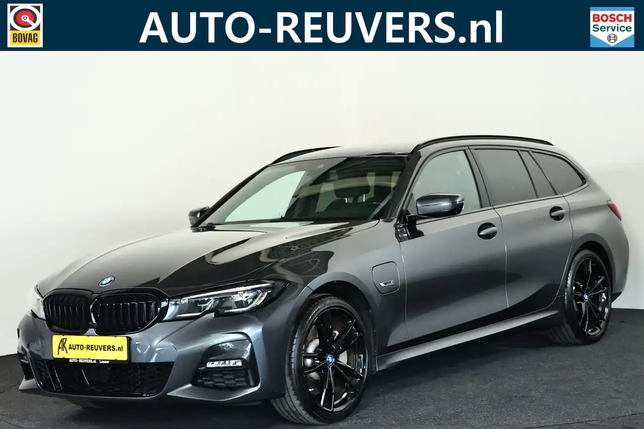 BMW 330 3 Serie Touring 330e xDrive M-Sport / Laser-LED / — photo 1 of 33