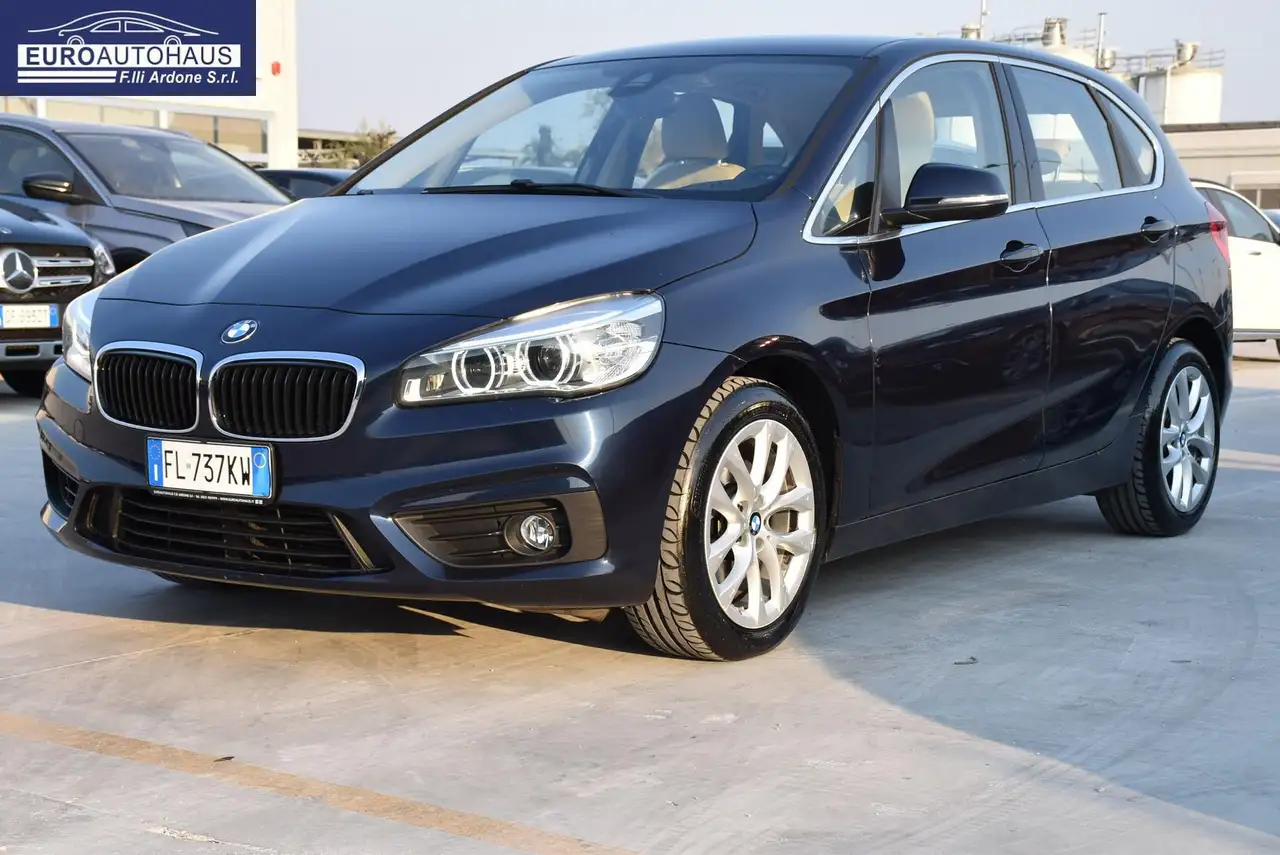 BMW 216 216d Active Tourer Luxury *PELLE, NAVI, LED* — photo 1 of 15