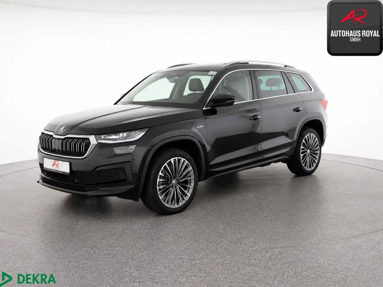 Skoda Kodiaq 2.0 TDI L+K 360°,KEYLESS,ACC,PANO,MEMORY — photo 1 of 15