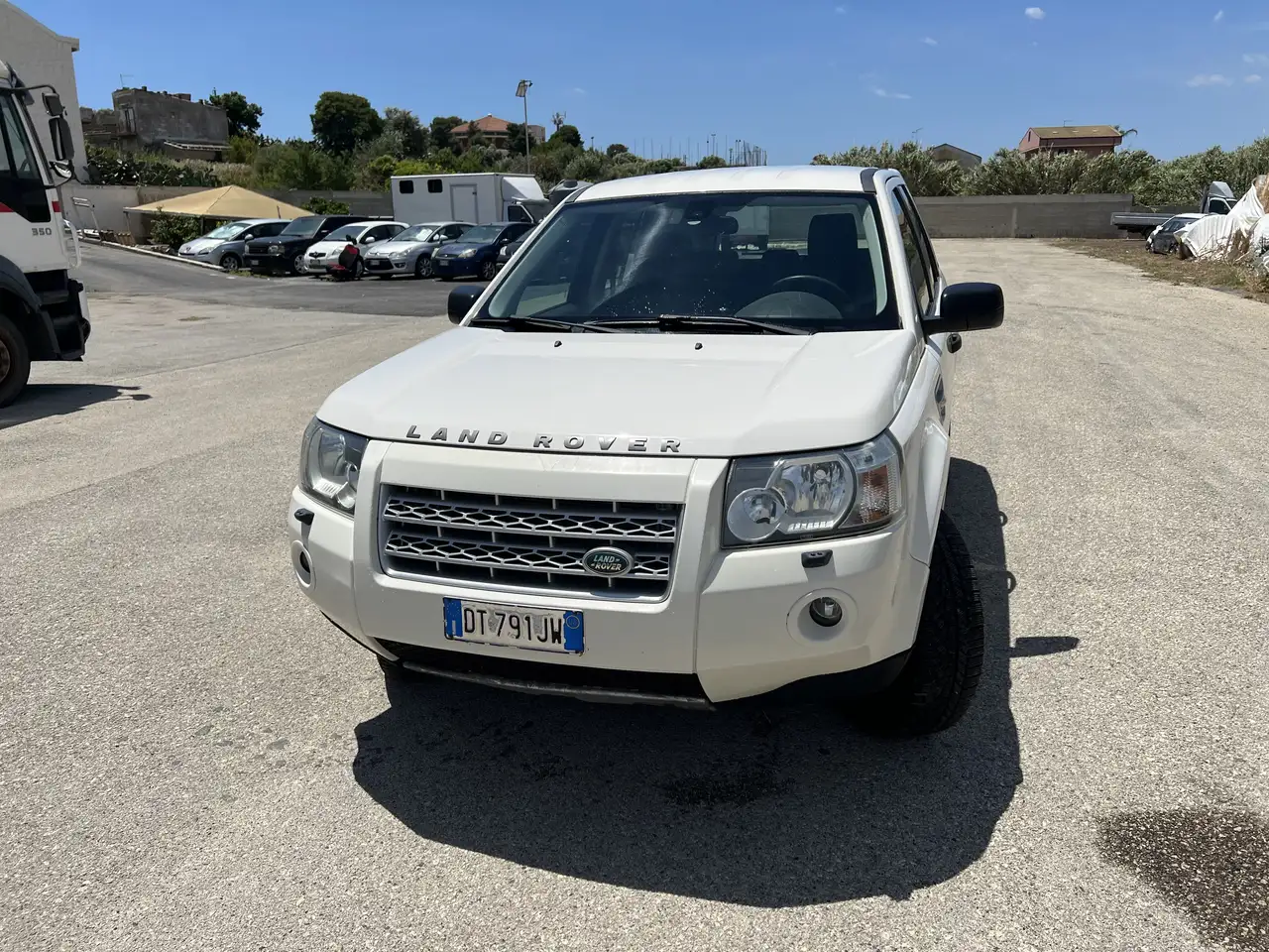 Land Rover Freelander 2.2 td4 S — photo 1 of 11
