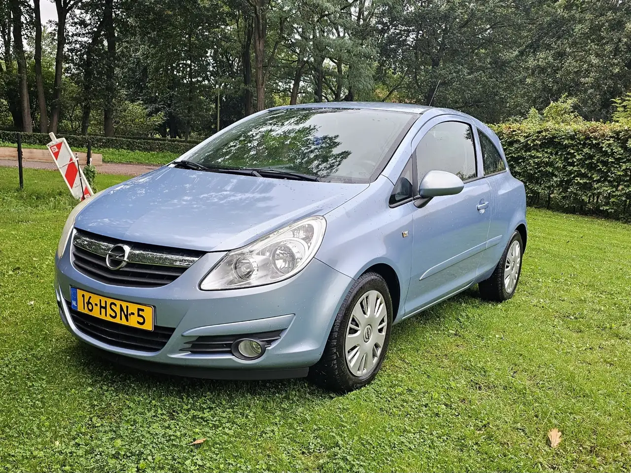 Opel Corsa 1.4-16V Enjoy Airco * Cruisecontrol * Trekhaak — photo 1 of 17