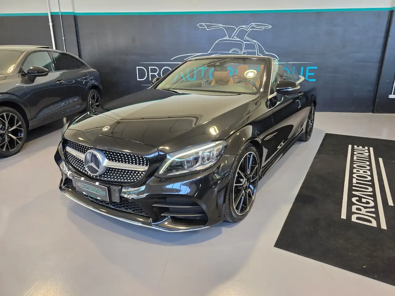 Mercedes-Benz C 300 AMG-Line Premium — photo 1 of 15