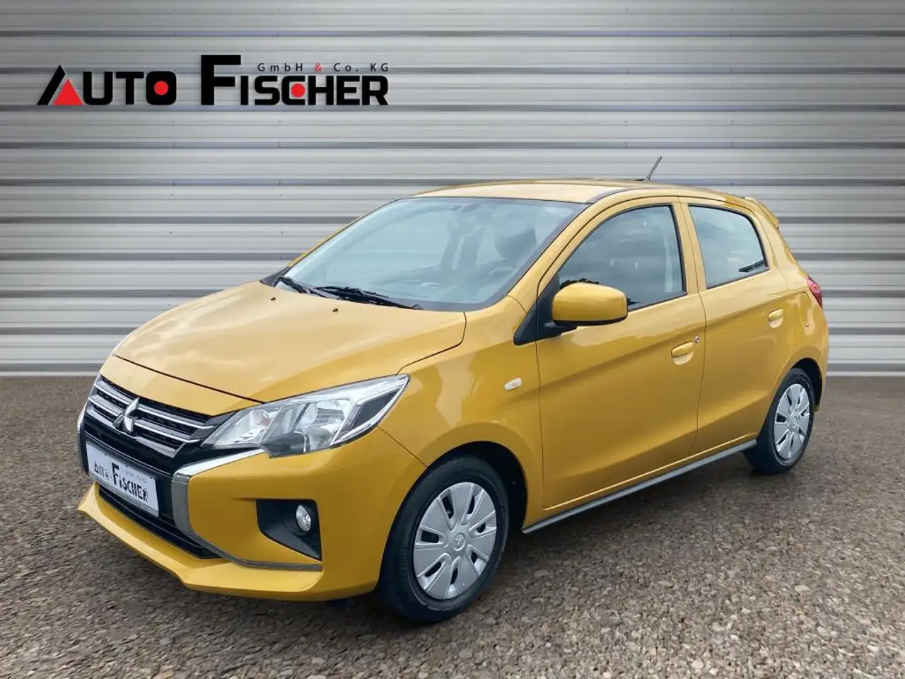 Mitsubishi Space Star Intro Edition 1.0 MIVEC 5-Gang — photo 1 of 16