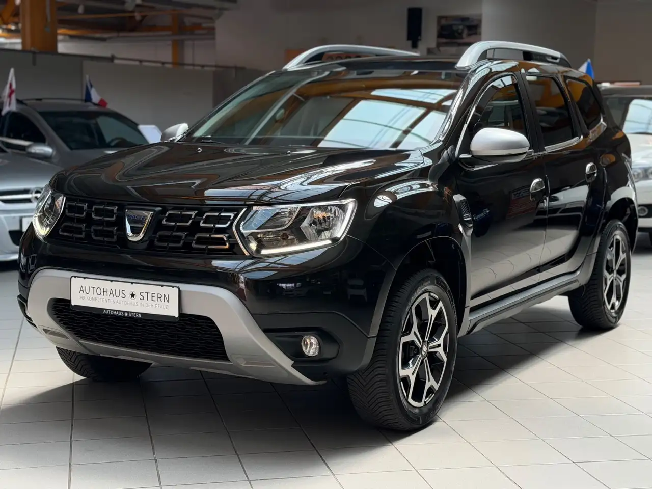 Dacia Duster II Prestige|Navi|R-Kamera|SHZ|Allwetter — photo 1 of 20