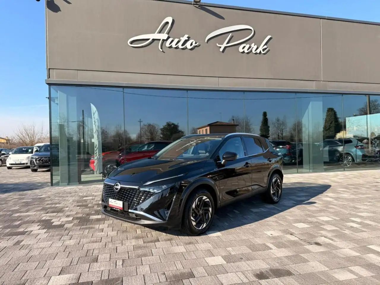 Nissan Qashqai MHEV 140 CV N-Connecta — photo 1 of 15