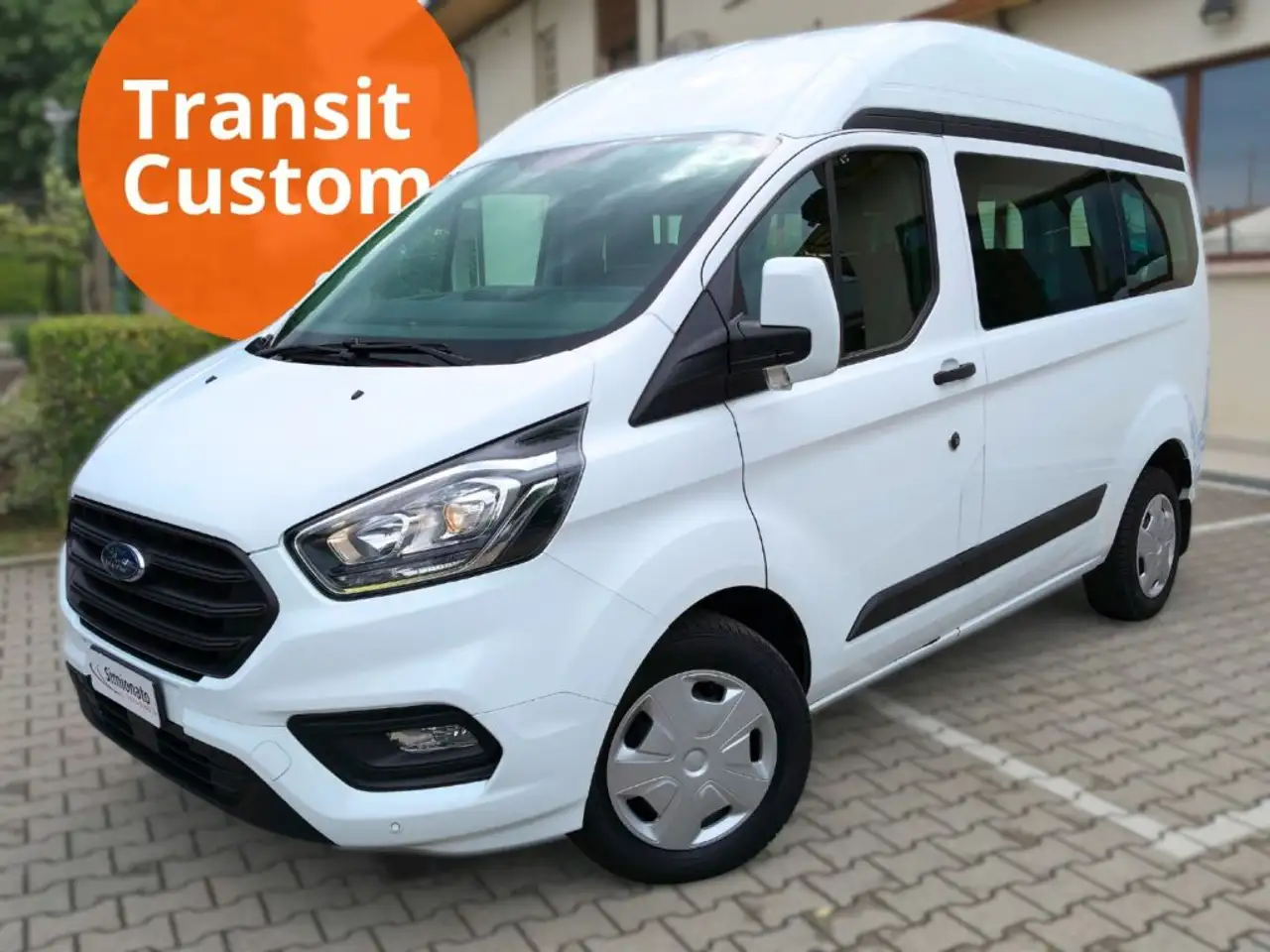 Ford Transit Custom 320 2.0 EcoBlue 130 PC Combi Trend — photo 1 of 13