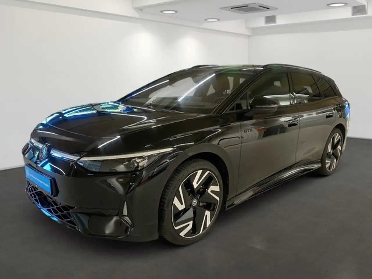 Volkswagen ID.7 Tourer GTX 4Motion 250kW - Pano AHK SHZ IQ.Drive H — photo 1 of 9