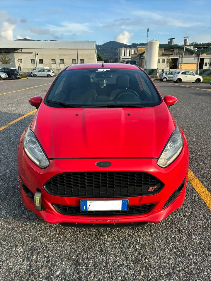 Ford Fiesta ST-line Neopatentati (110cv-1.5TDI) — photo 1 of 7
