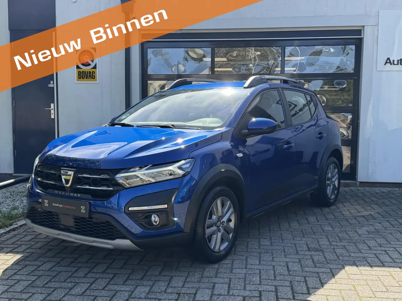 Dacia Sandero Stepway 1.0 TCe 90 Comfort Automaat | 30.840 km | — photo 1 of 23