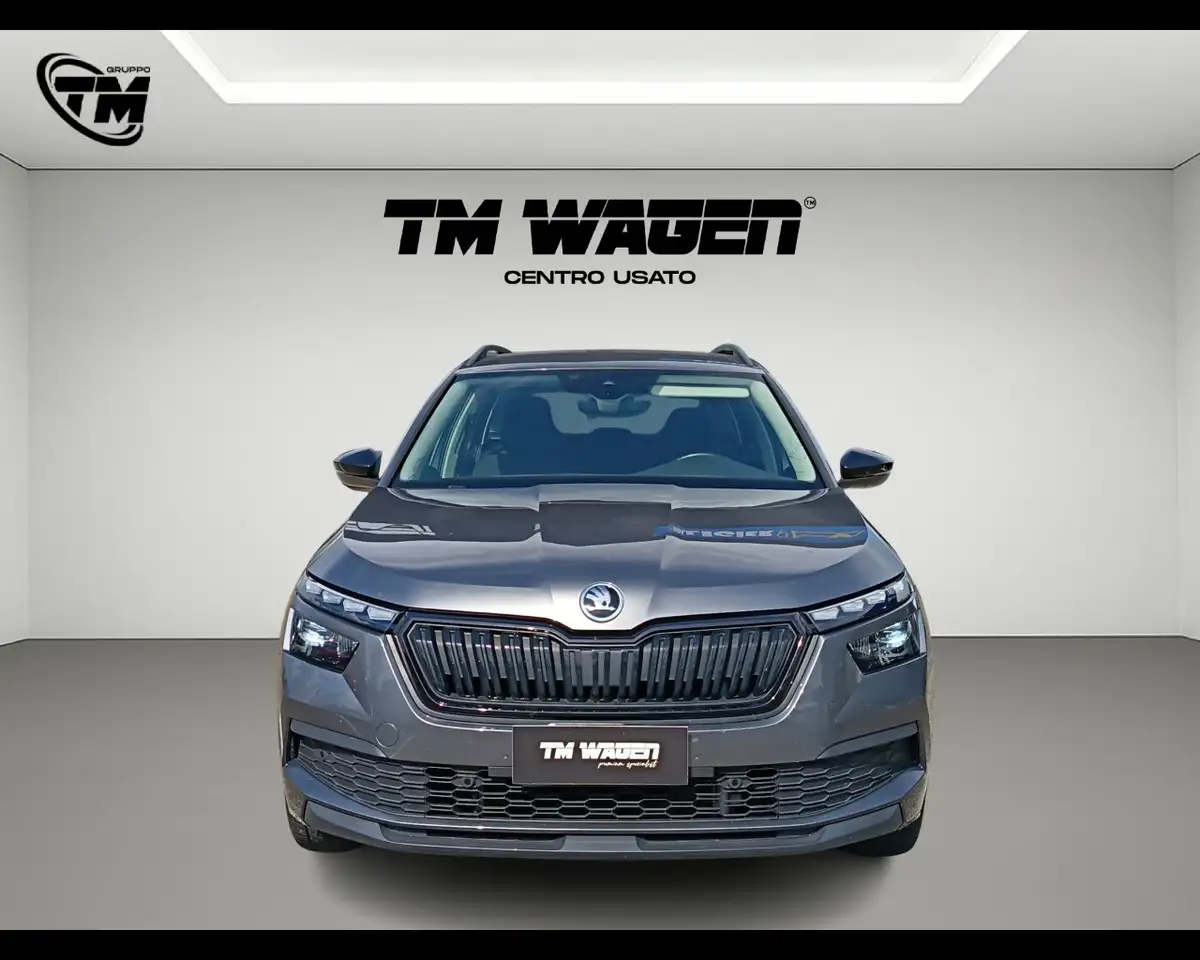 2023 Skoda Kamiq - Kamiq 1.0 TSI 110 CV Black Dots, photograph 2
