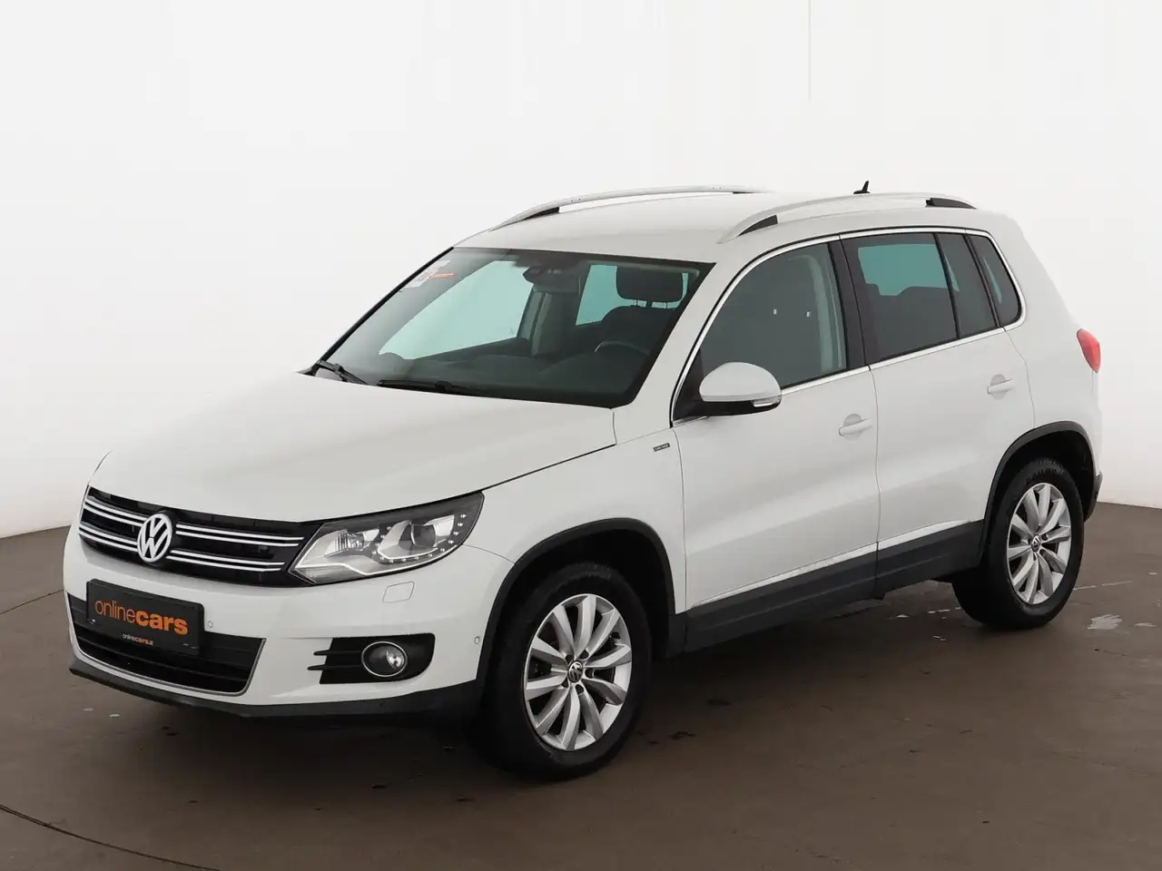 Volkswagen Tiguan 2.0 TDI 4Motion Lounge Sport & Style XENON — photo 1 of 22