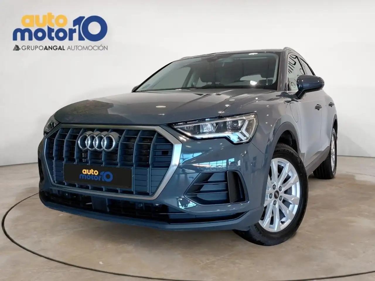 Audi Q3 45 TFSI e 180kW S tronic S Line — photo 1 of 15