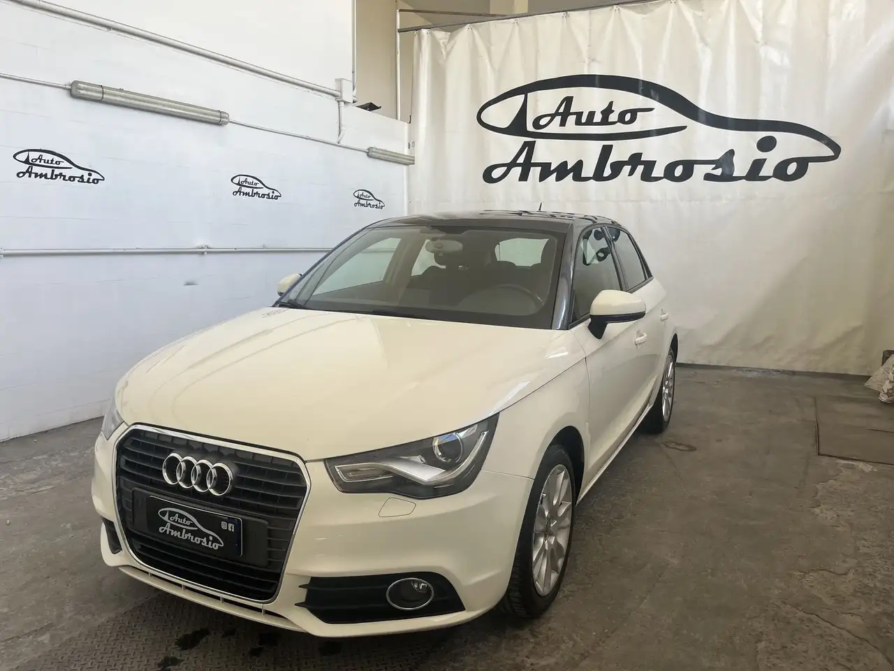 Audi A1 A1 Sportback 1.4 tdi — photo 1 of 13