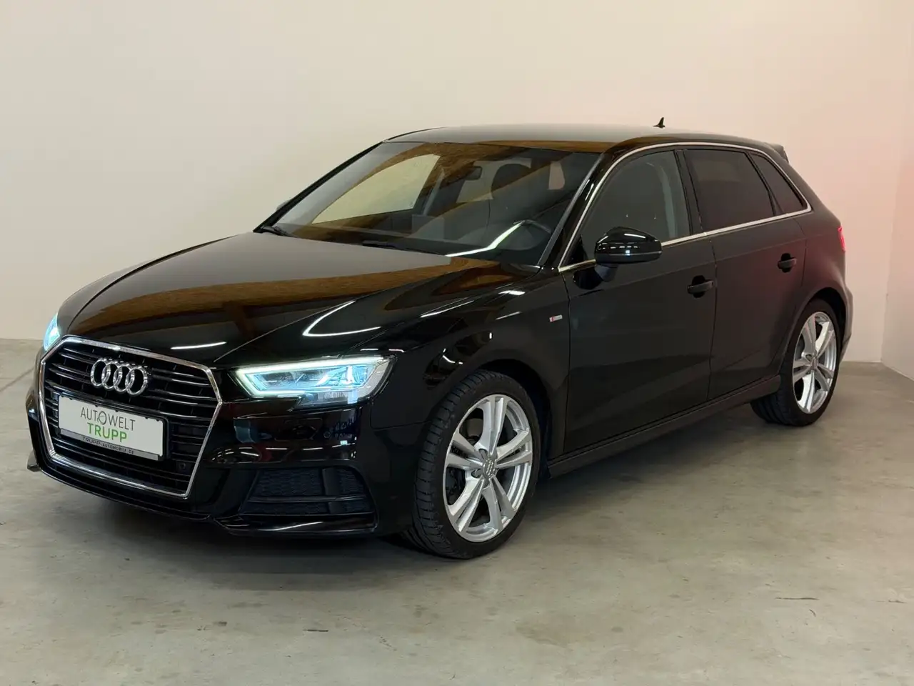 2020 Audi A3 Sportback 35 TDI S-line LED/SHZ/NAVI/PDC/, photograph 2