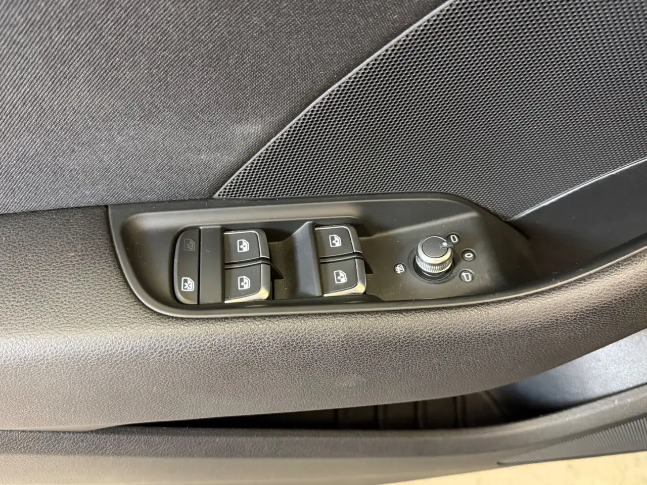 2020 Audi A3 Sportback 35 TDI S-line LED/SHZ/NAVI/PDC/, photograph 12