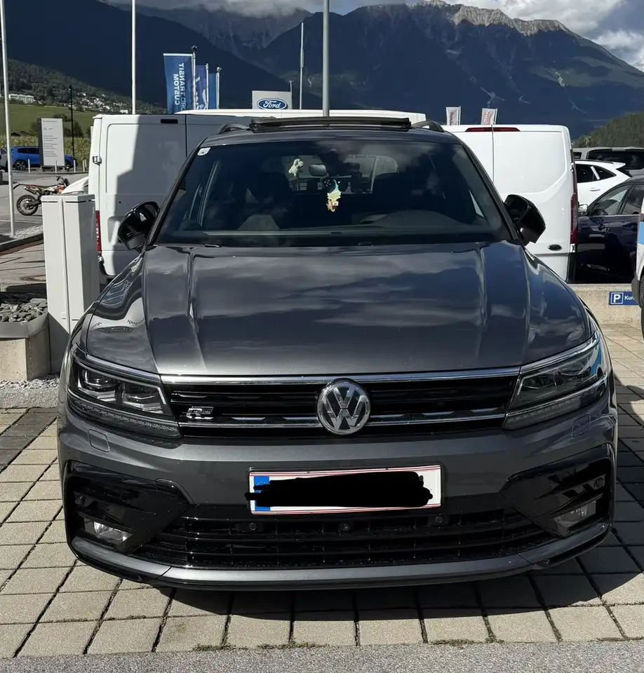 Volkswagen Tiguan 2,0 TDI SCR 4Motion Highline DSG — photo 1 of 17