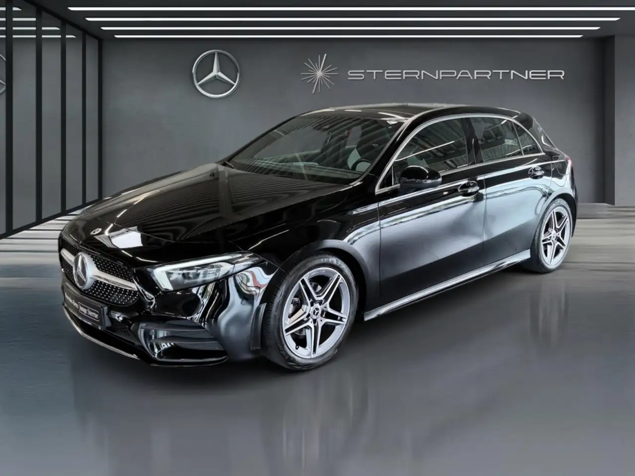Mercedes-Benz A 180 "Advanced" AMG+MBUX+Ambiente+Mbeam+KAMERA — photo 1 of 30
