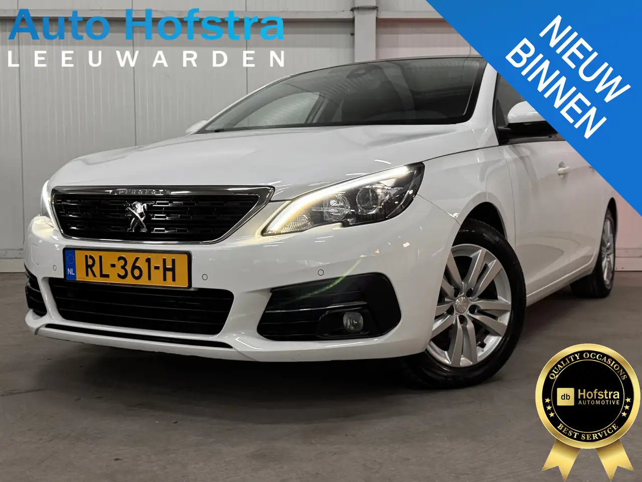 Peugeot 308 SW 1.2 PureTech Blue Lease Executive DB-RIEM-VERV. — photo 1 of 40