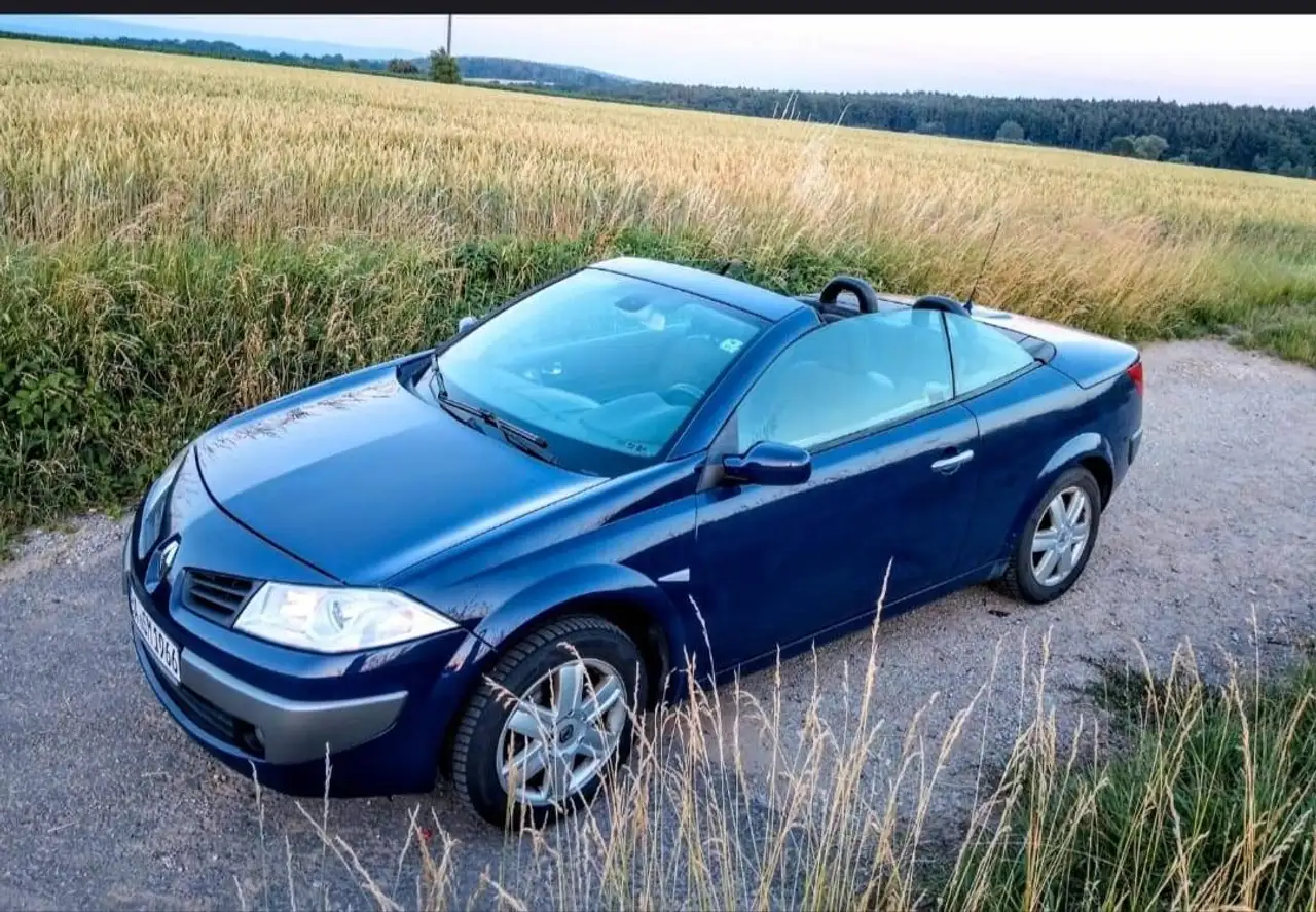 Renault Megane Megane 1.6 Coupe-Cabriolet Authenique — photo 1 of 11