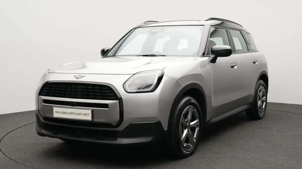 MINI Countryman D Classic Trim — photo 1 of 26