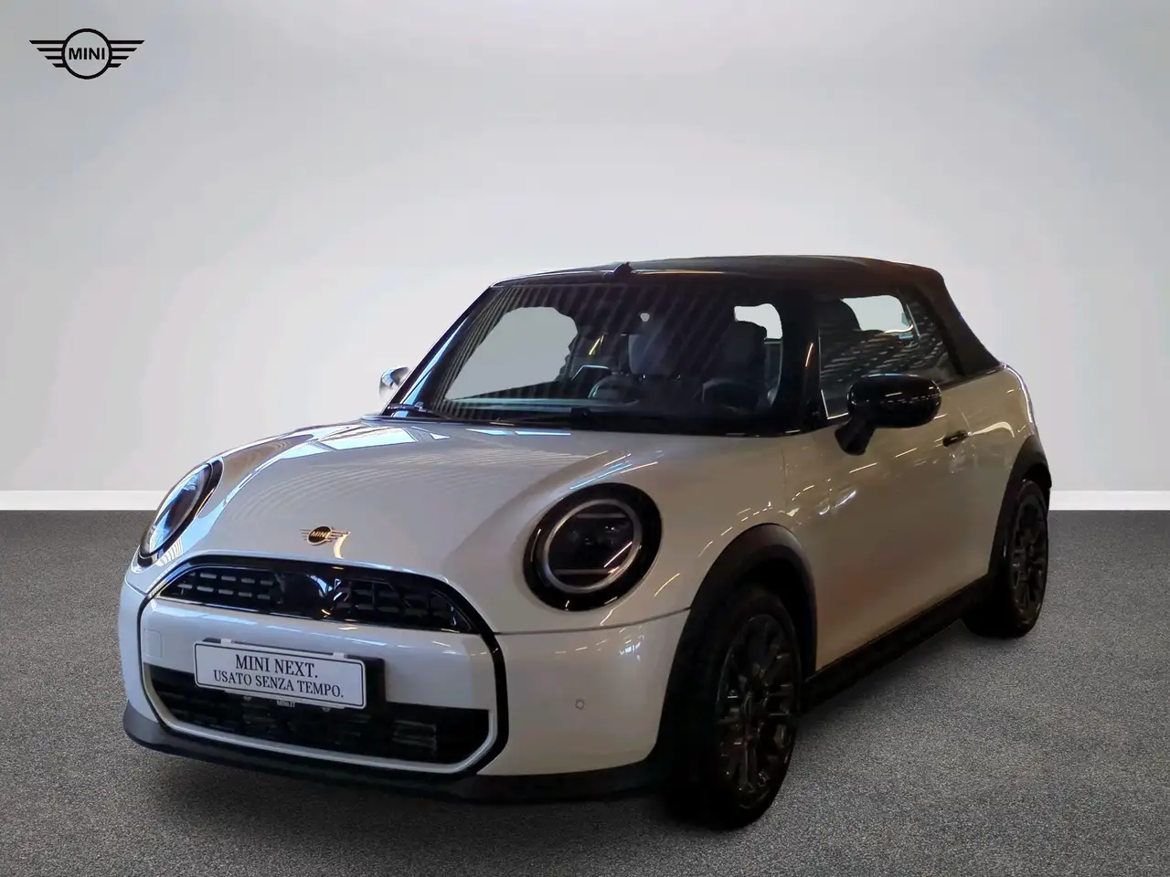 MINI Cooper C Cabrio Classic — photo 1 of 17