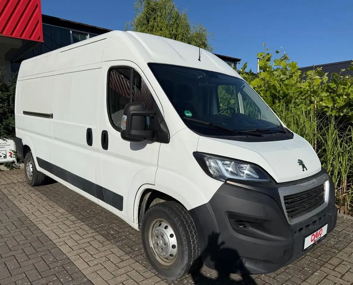 Peugeot Boxer Hochraum 335 L3H2 Premium Motorschaden — photo 1 of 15