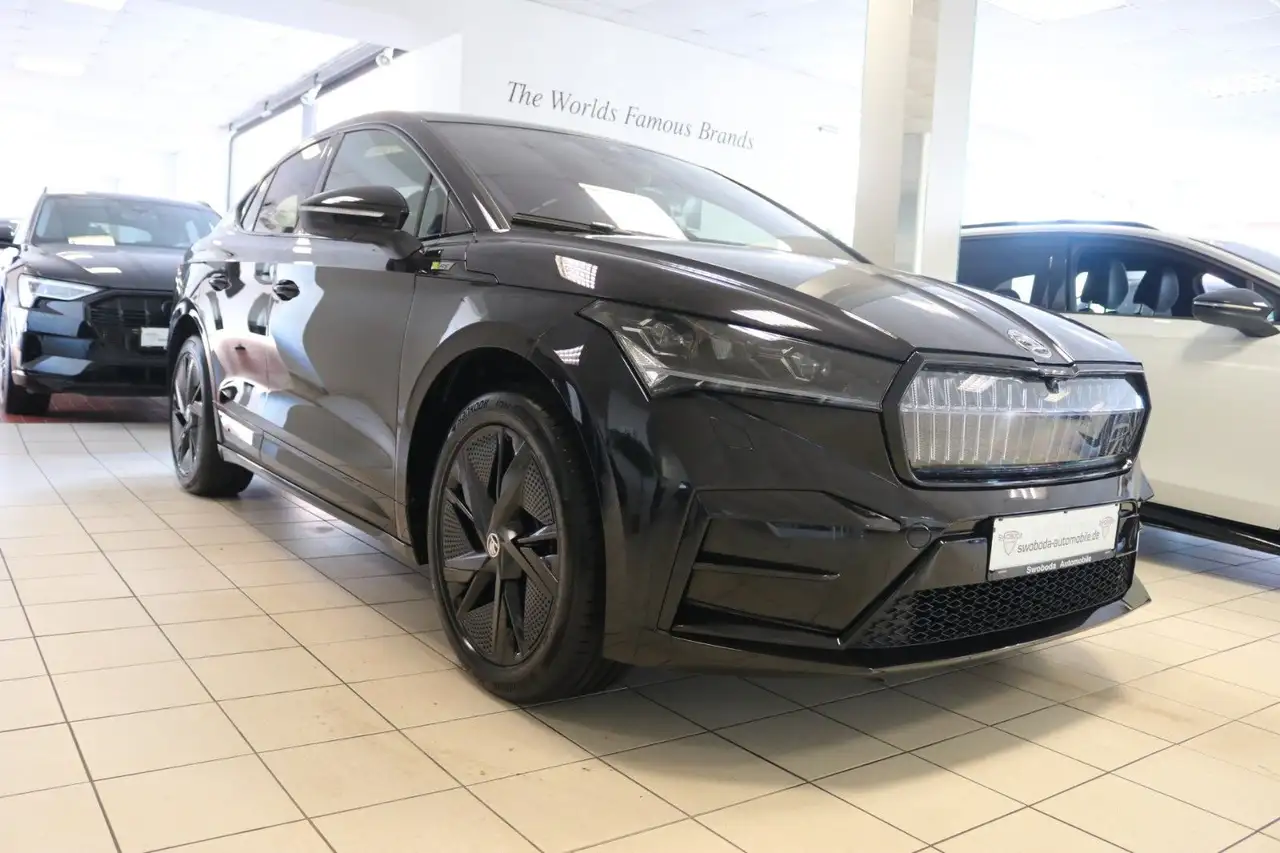 2023 Skoda Enyaq Coupé RS Lounge DCC AHK 360° Memory HUD, photograph 10