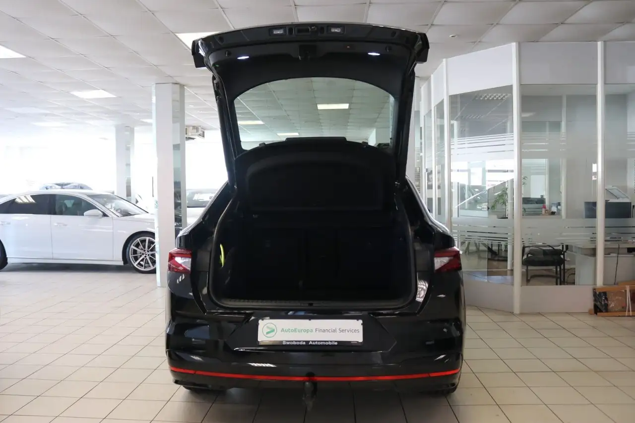 2023 Skoda Enyaq Coupé RS Lounge DCC AHK 360° Memory HUD, photograph 9
