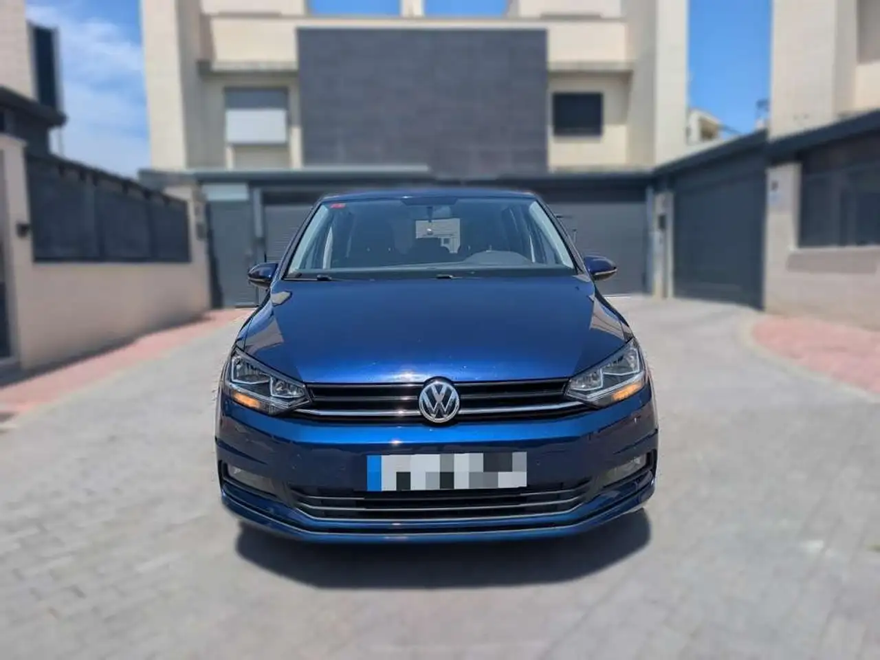 Volkswagen Touran Edition 1.6 TDI 85kW (115CV) — photo 1 of 17