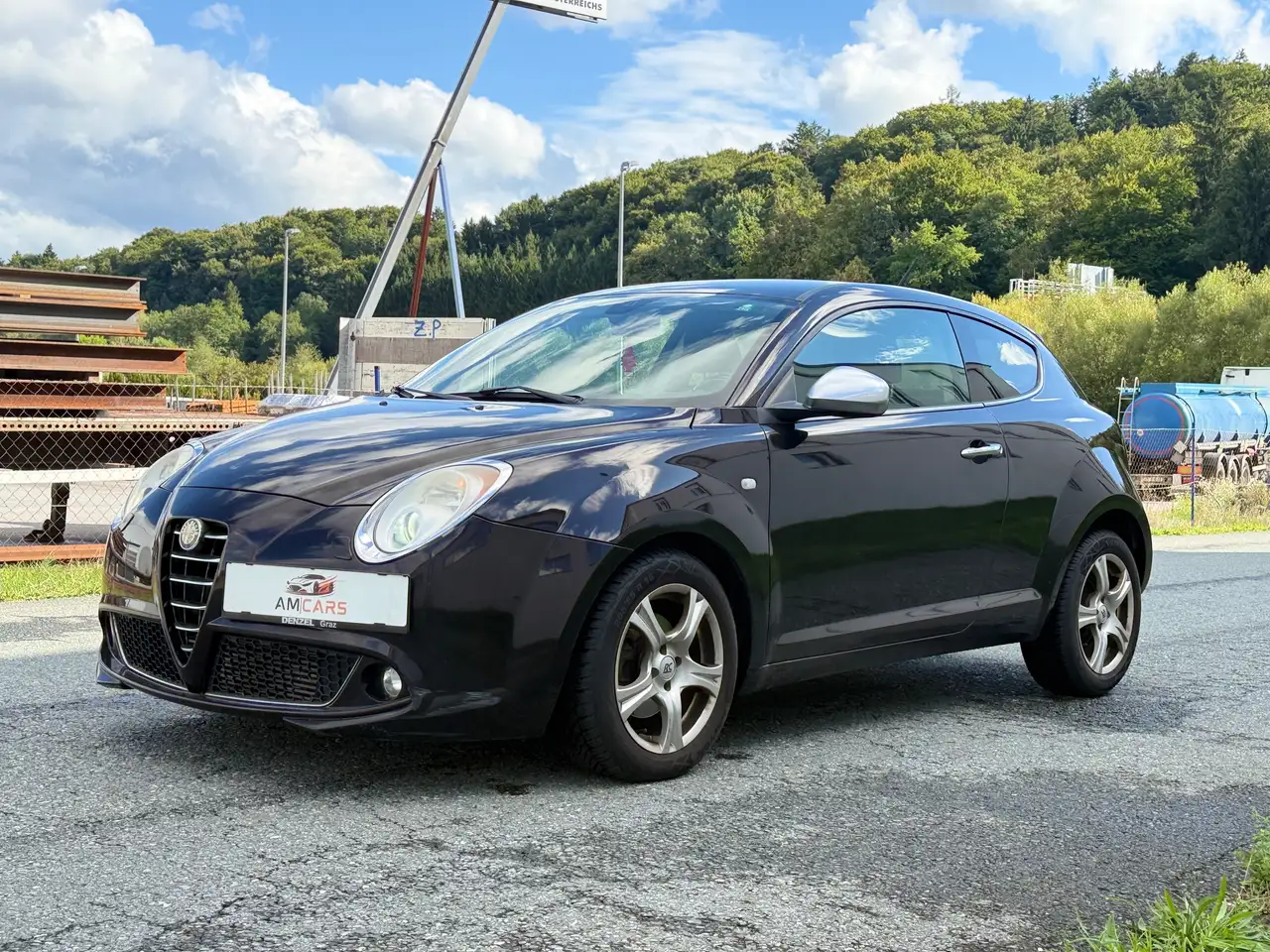 Alfa Romeo MiTo Alfa MiTo 1,4 MultiAir Turbojet Distinctive Start — photo 1 of 27