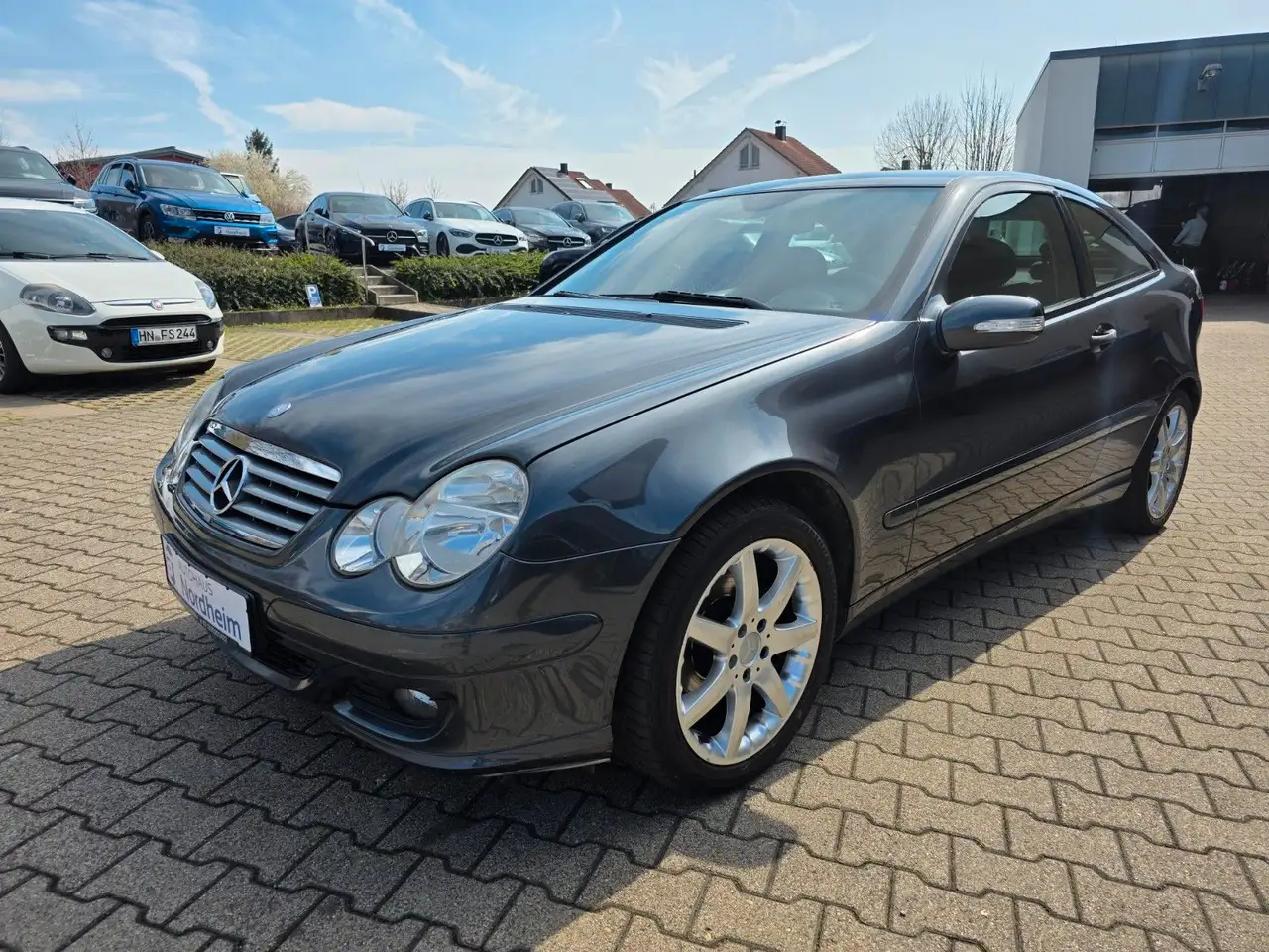 Mercedes-Benz C 180 C Sportcoupe Klimaautomatik/Tempomat/Alu — photo 1 of 16