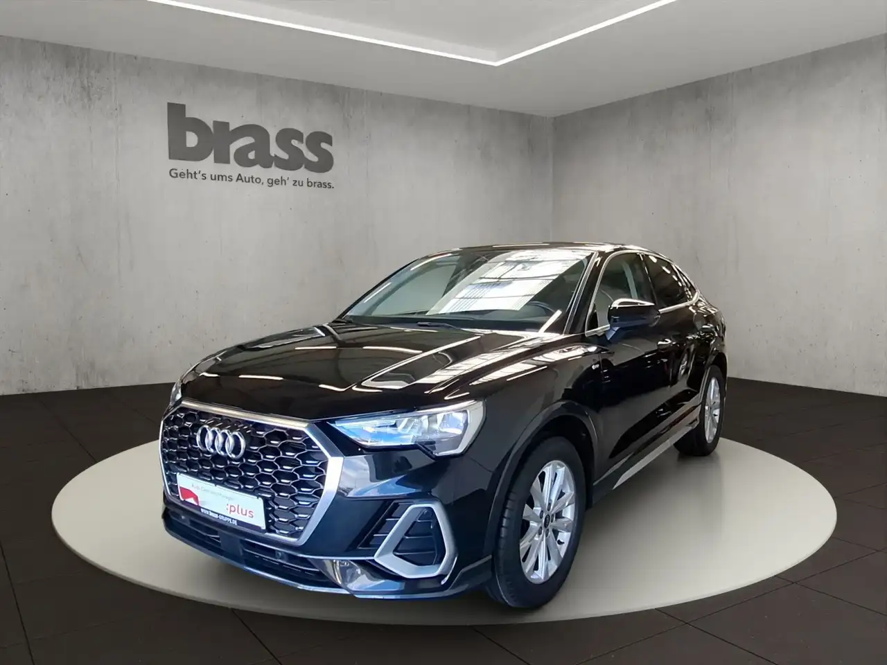 Audi Q3 S line 35 TFSI 110(150) kW(PS) S tr — photo 1 of 20