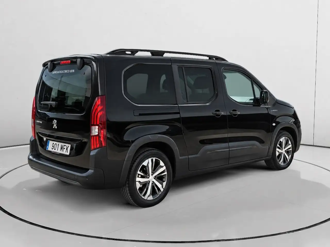 2023 Peugeot Rifter e-Rifter 50kWh Long GT 100kW, photograph 3
