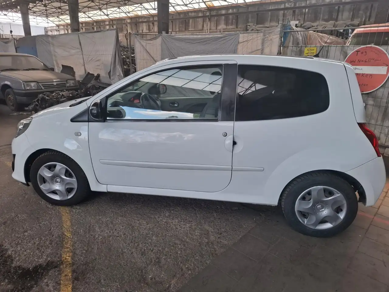 Renault Twingo 1.2 16V Dynamique — photo 1 of 8