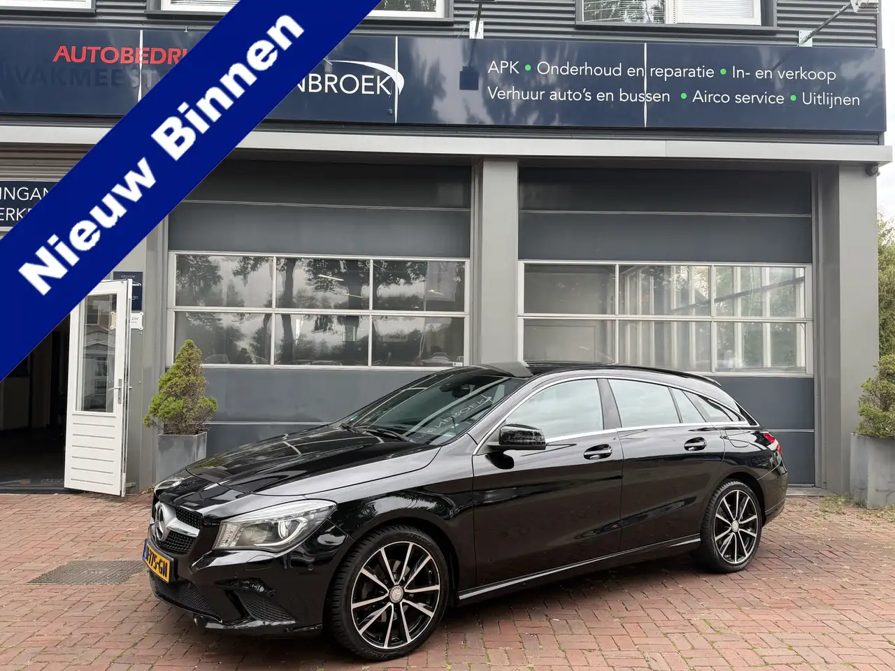 Mercedes-Benz CLA 180 Shooting Brake Bj 2015 km 136.000 Navi,Cruise,Pdc — photo 1 of 39