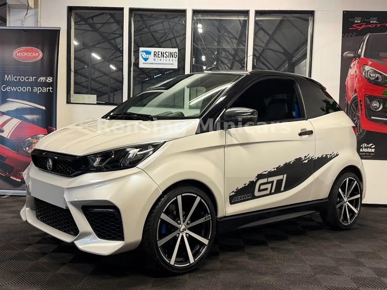 Aixam Andra Coupé GTI Sport 8 PS Mopedauto Microcar 45 KM/H — photo 1 of 15
