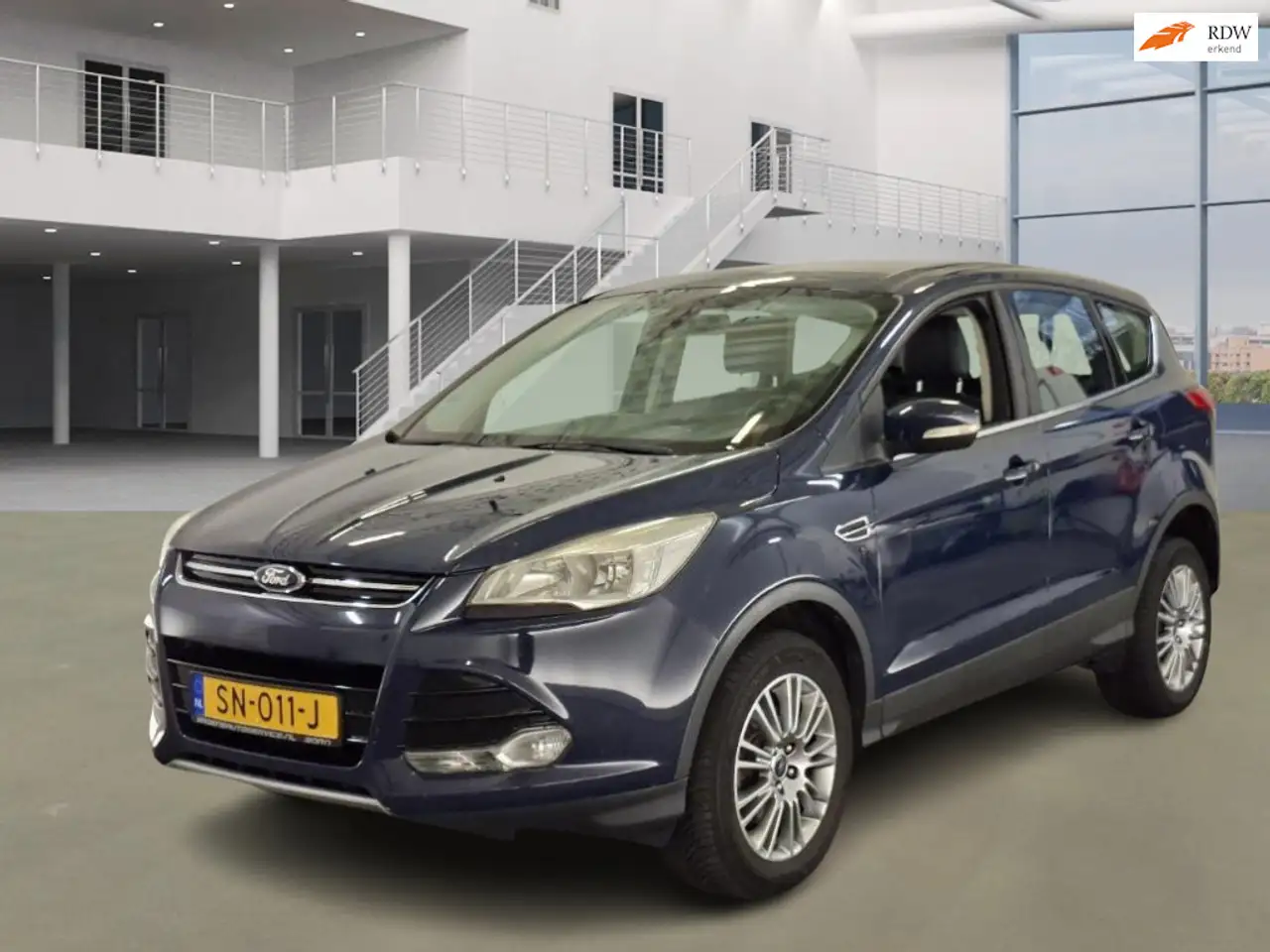 Ford Kuga 1.6 Titanium Plus NAVI PSENSOR CRUISE 2 X SLEUTELS — photo 1 of 17